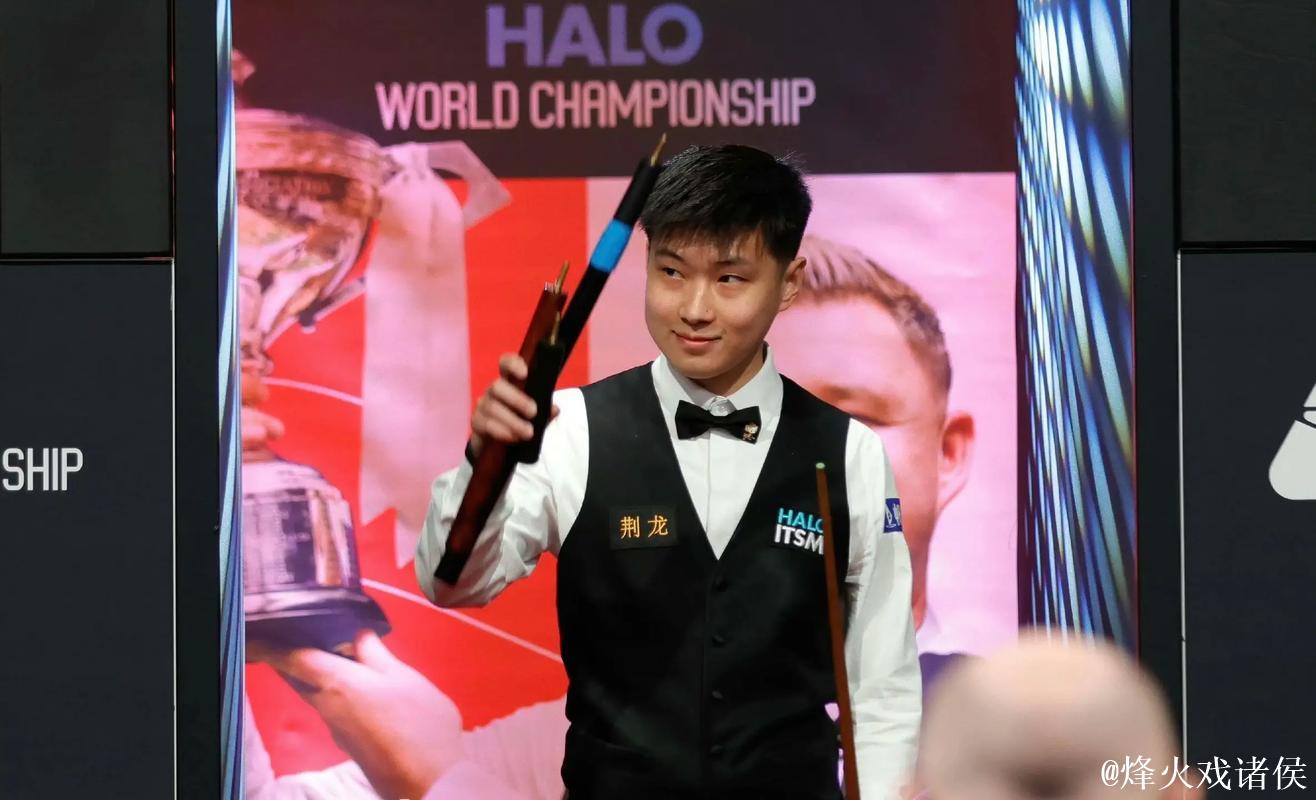 赵心童6-1轻取布朗 晋级斯诺克国际锦标赛第二轮 赵心童6-1轻取布朗 晋级斯诺克国际锦标赛第二轮